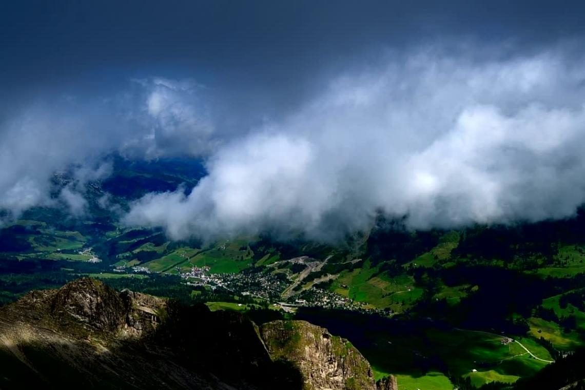 Padavin na požariščih bolj za vzorec, vodo v Istro še vedno dovažajo s cisternami
