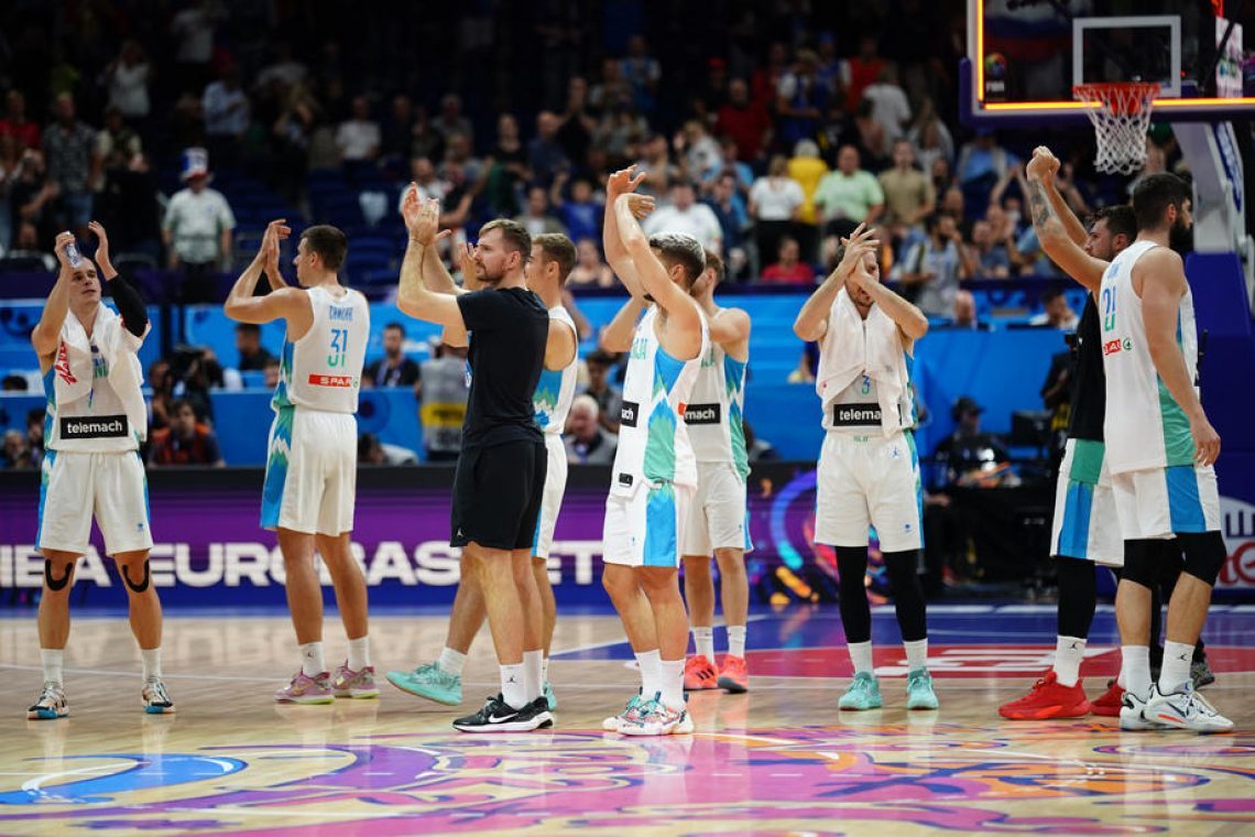 Slovenija po zmagi nad Belgijo v četrtfinalu EP