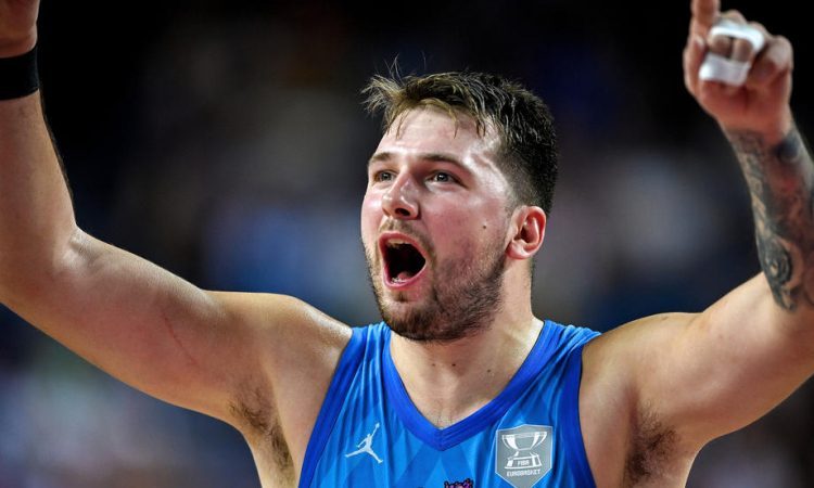 Luka Dončić je s 44 točkami vodil Dallas do zmage nad Orlandom