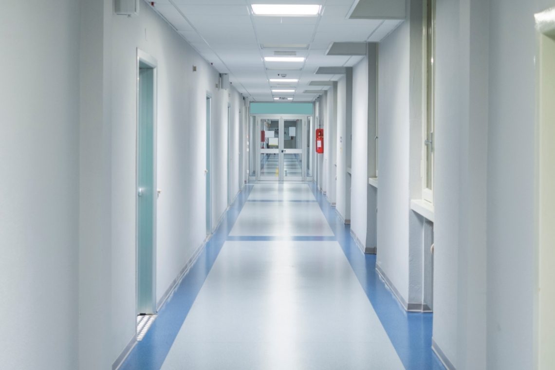 Gradnja intenzivne enote v jeseniški bolnišnici se je podražila in podaljšala