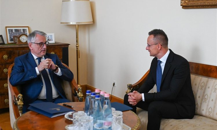 Han: Športu želimo vrniti, kar nam daje že vrsto let