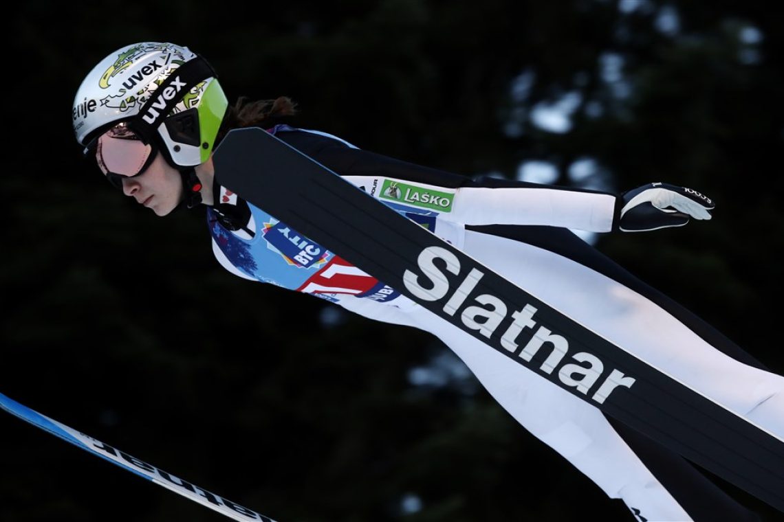 Nika Prevc srebrna na mladinskem SP v Whistlerju