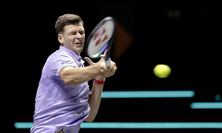 Hurkacz in Bonzi za naslov v Marseillu
