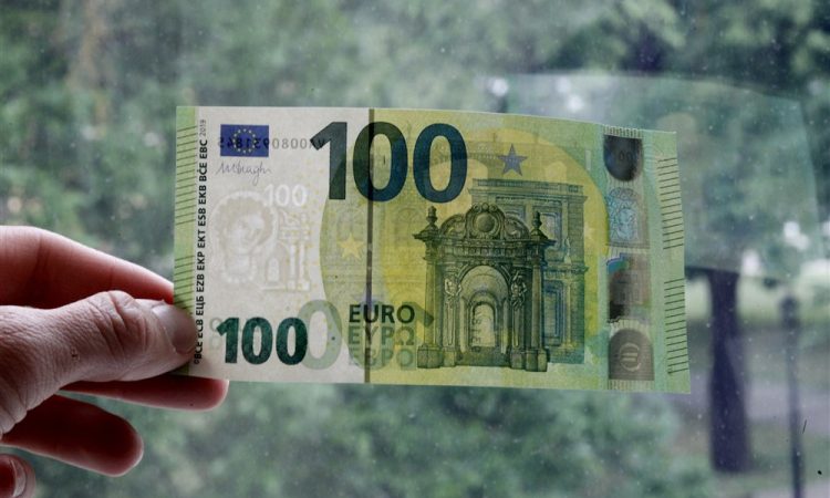 Otroški dodatki in državne štipendije bodo s 1. marcem višji