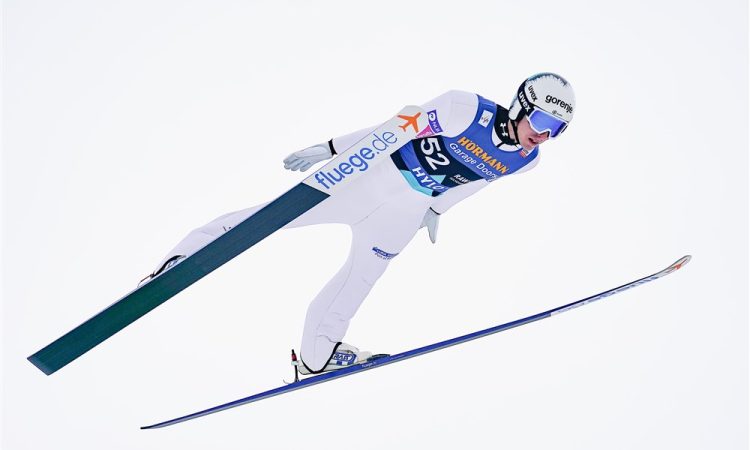 Slovenija po polovici ekipne tekme četrta, vodi Avstrija 