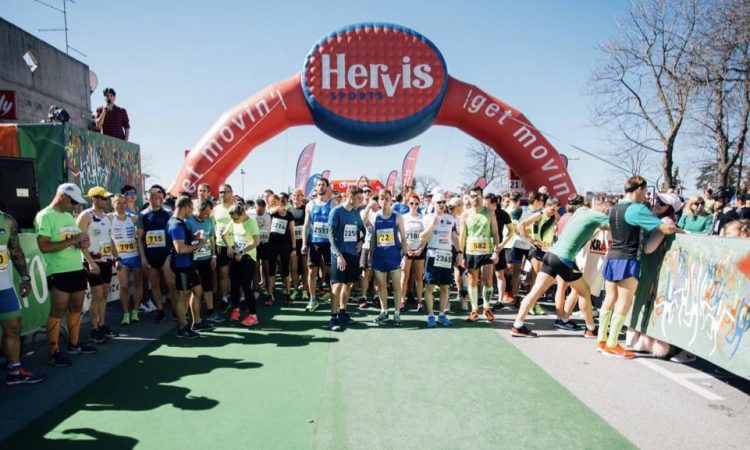 Mali kraški maraton za mnoge rekreativce otvoritev tekaške sezone 