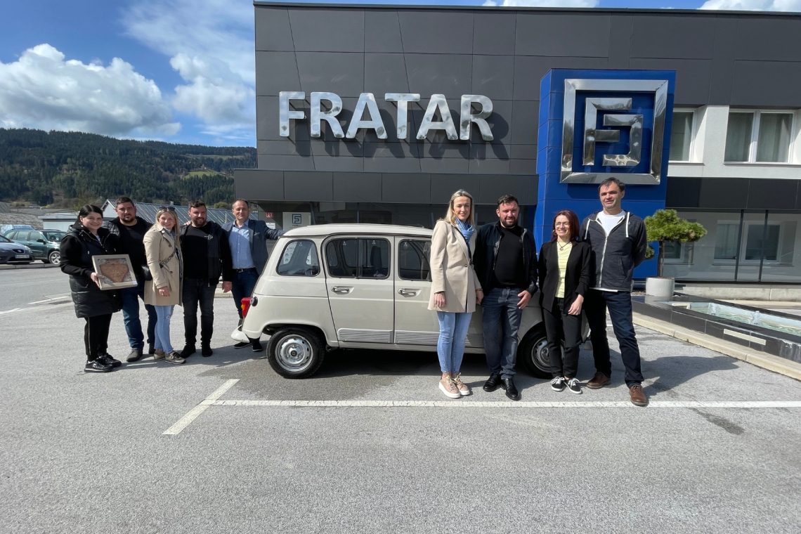 Družina Fratar slavno katro predala novemu lastniku z Gorenjske