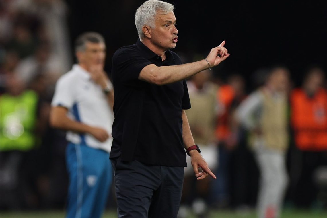 Mourinhove pripombe na sojenja Taylorja 