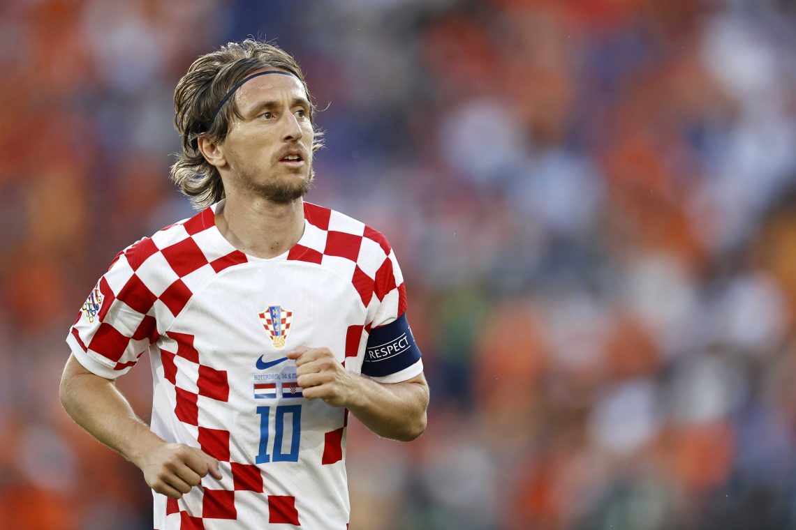 Hrvaška nogometna zveza v zvezi obtožbami izrazila podporo Modriću in Lovrenu
