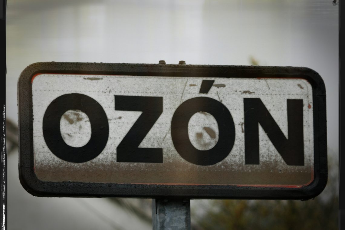 Arso ob povišanih koncentracijah ozona v zraku svetuje umik v notranje prostore