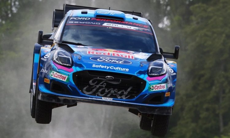 Tänak vodi po super specialki relija po Finski 