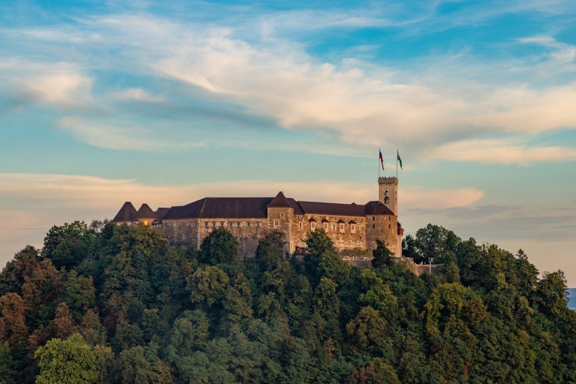 Tudi v Ljubljani sprožili sireno za nevarnost