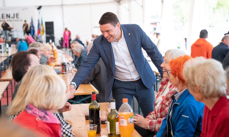 Županov sprejem v zahvalo velenjskim prostovoljcem