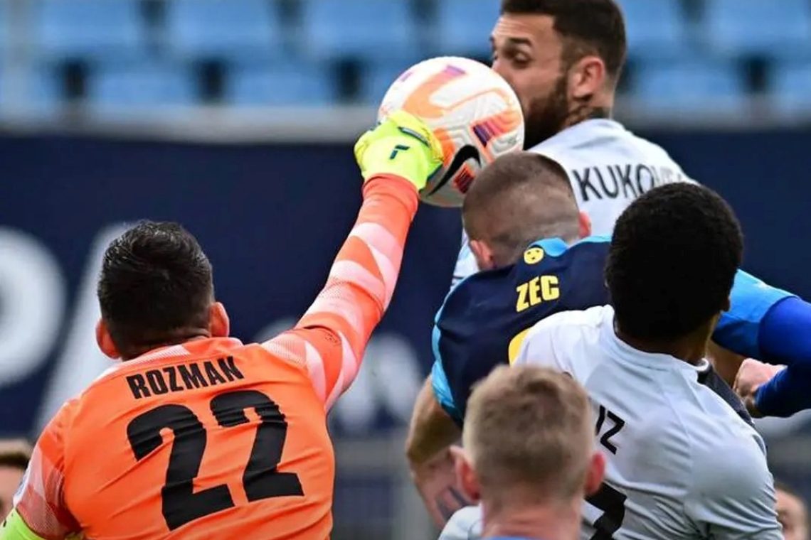 Nogometaši Celja v 9. krogu premagali Kalcer Radomlje z 1:0 (1:0).