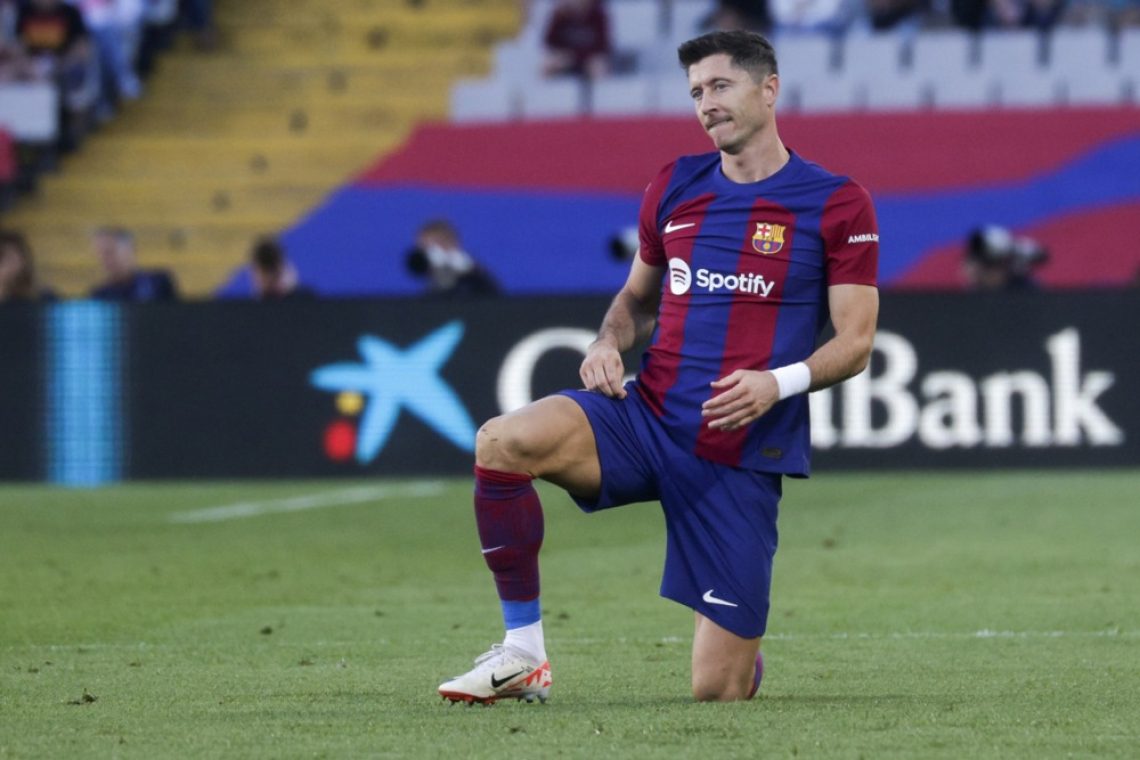 Barcelona nekaj časa brez Lewandovskega 