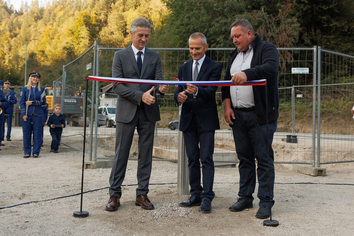Na Prevaljah slovesno ob rekordno hitri izgradnji vodovoda