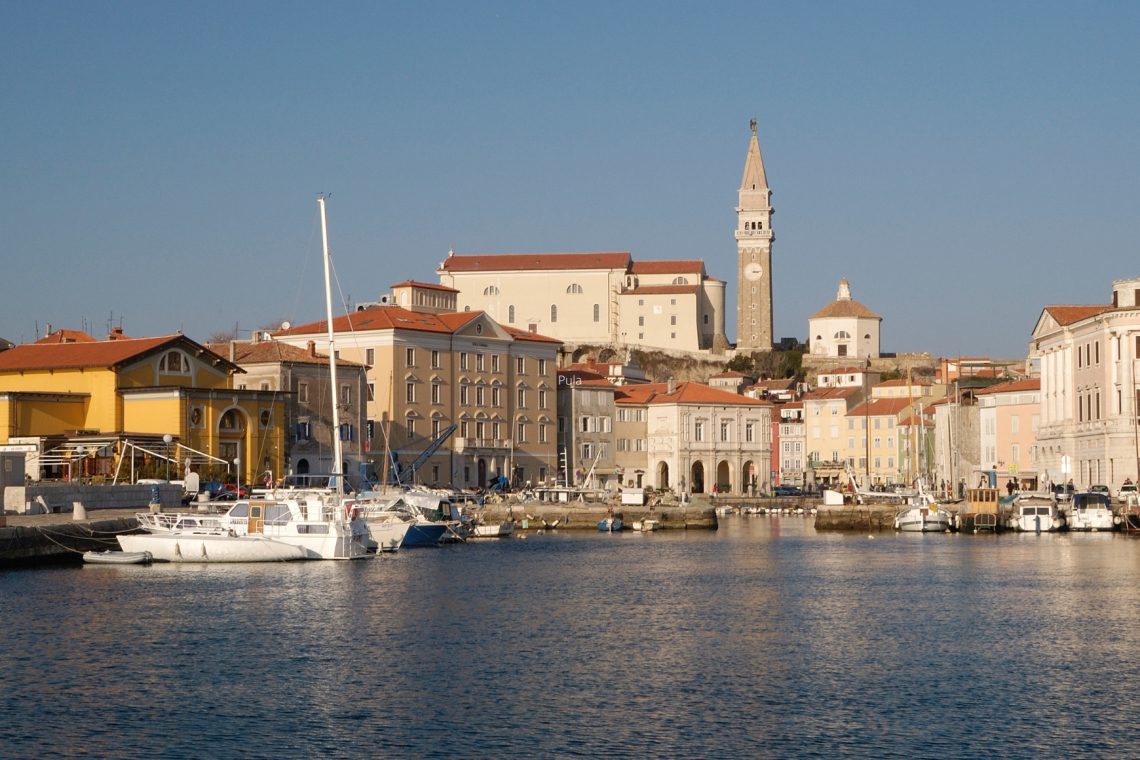 Taverno čakajo sanacijska dela 
