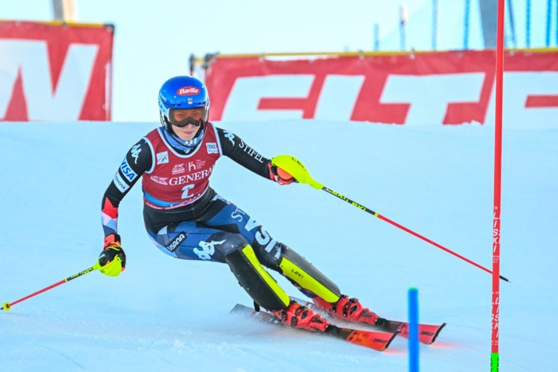 Shiffrin zmagala po napaki Vlhove, Bucik 18.