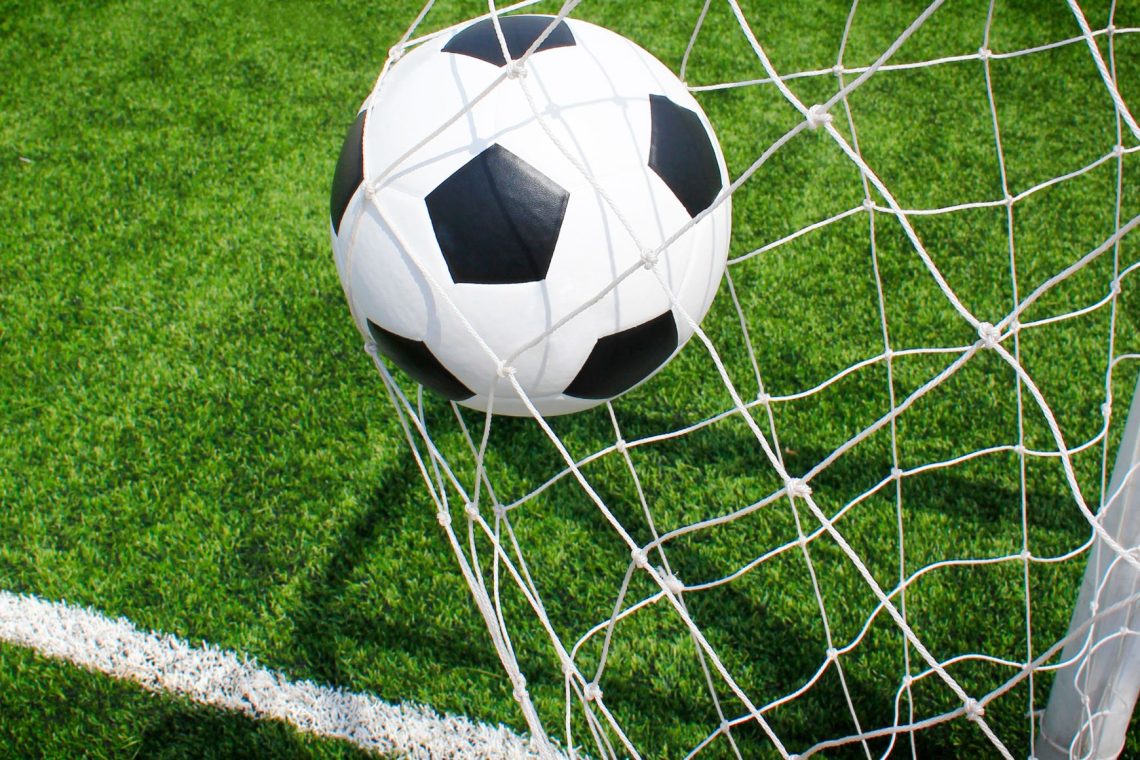 Maribor in Olimpija v soboto za drugo mesto