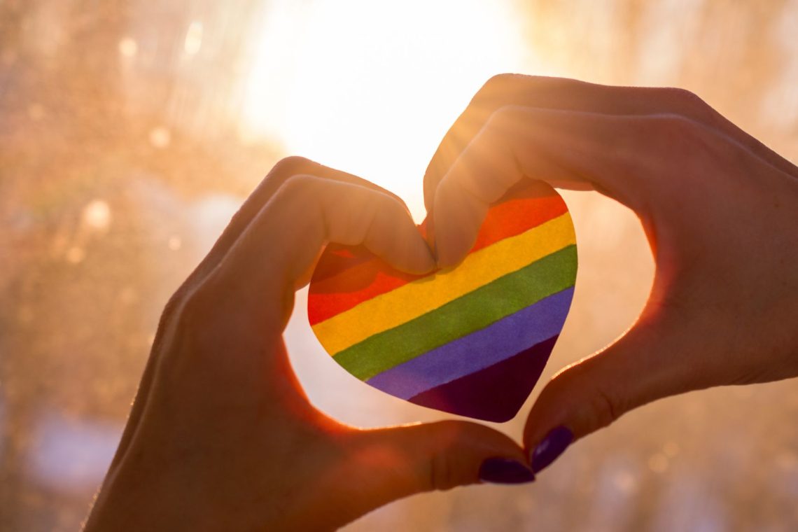 Osebe LGBTIQ v Evropi vse pogosteje tarča nadlegovanja in nasilja