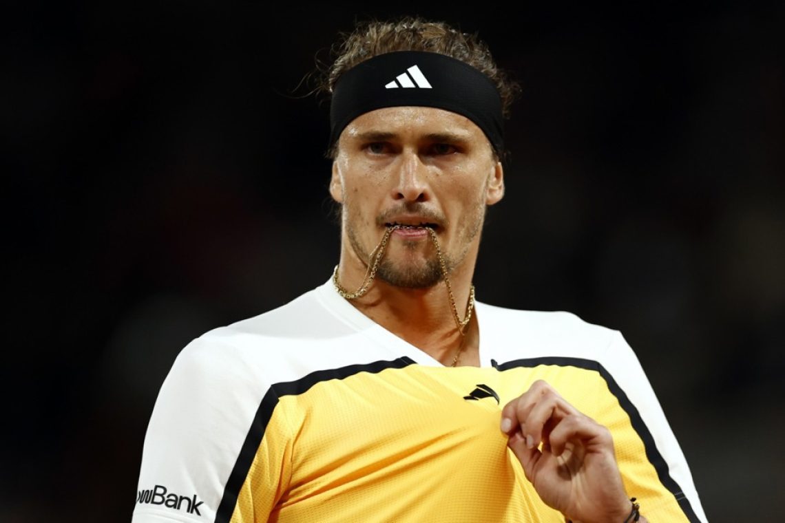 V četrtfinale Pariza še Zverev