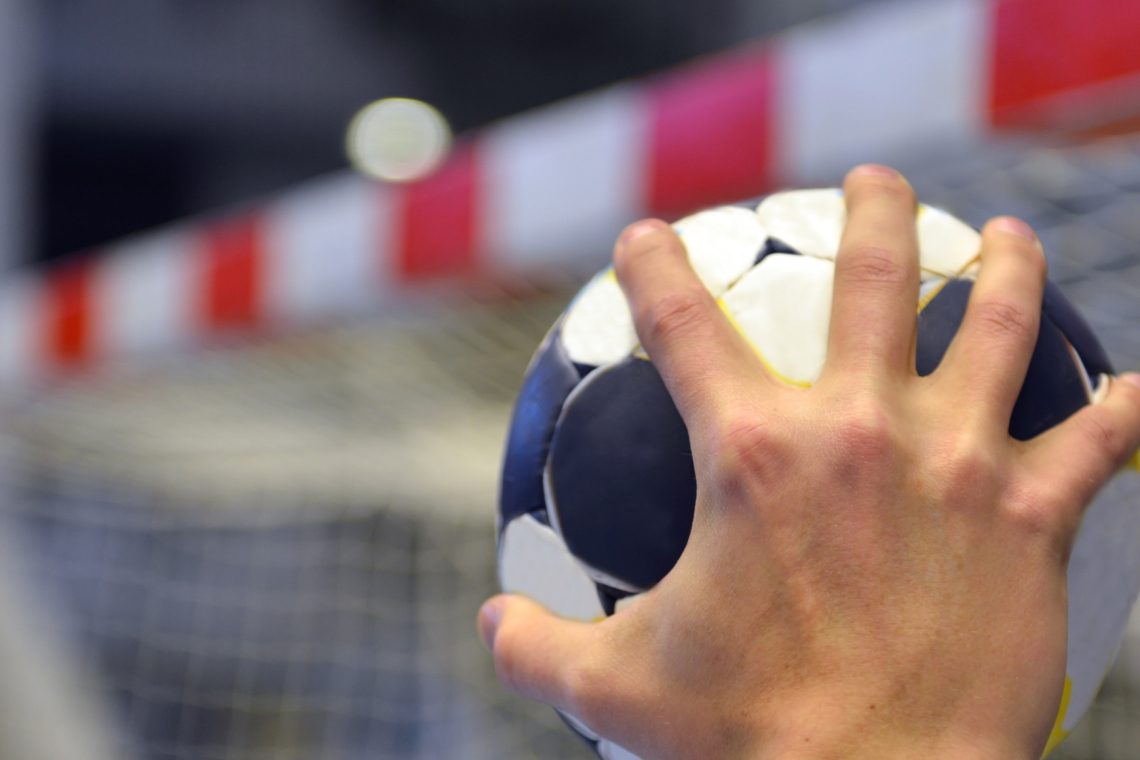 Znani prvi pari, prvoligašinje se na igrišča vračajo 14. septembra