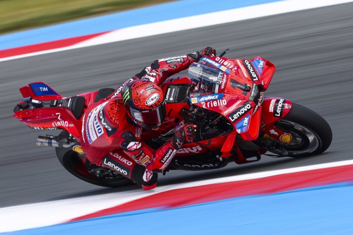 Bagnaia zmagovalec sprinta v Assnu, Marc Marquez spet v pesku