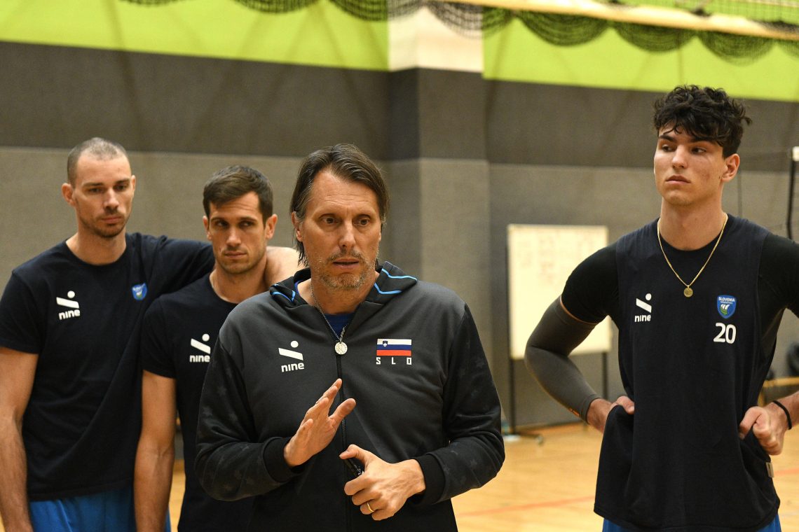 Slovenski odbojkarji po kratkem oddihu spet skupaj