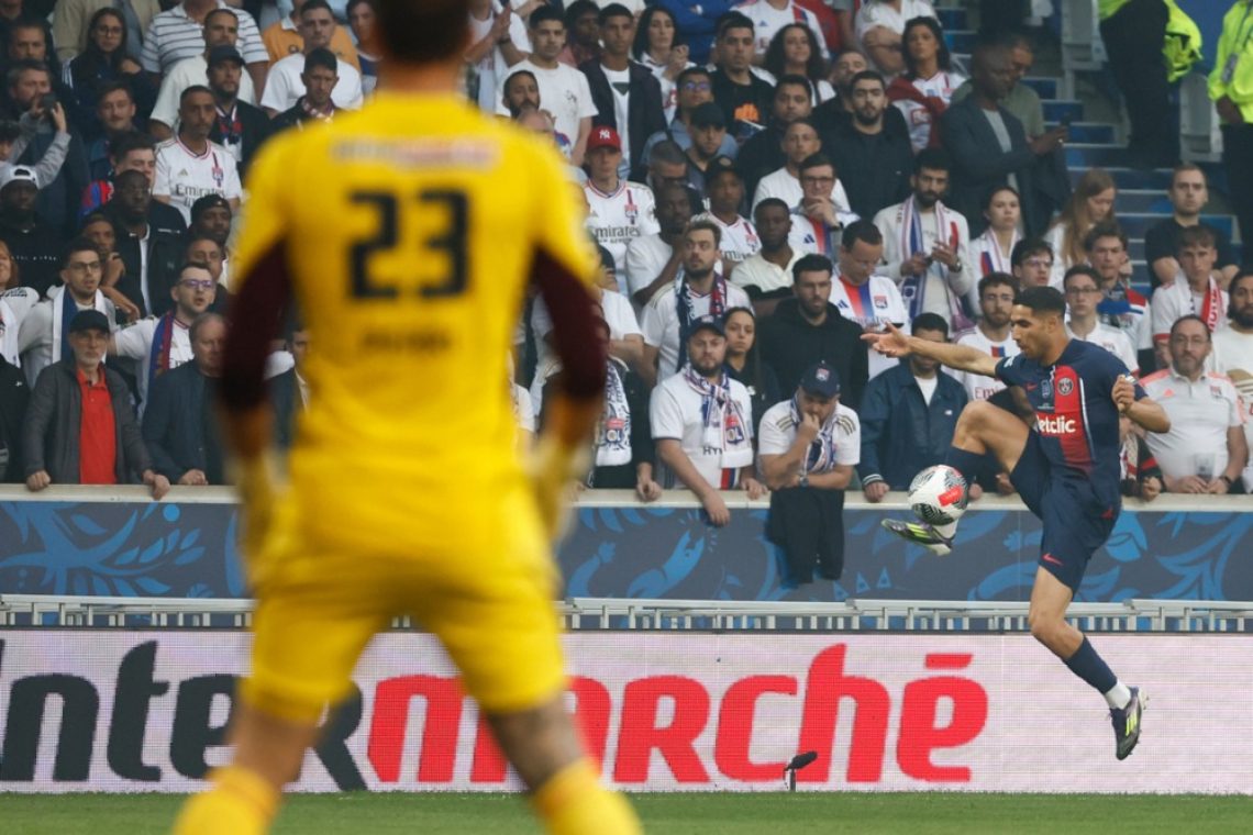 PSG tudi brez Mbappeja prvi favorit, Elsner letos z Reimsom