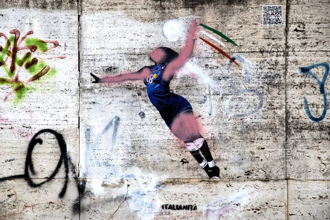 V Rimu popacali stensko poslikavo v čast zlate odbojkarice Paole Egonu