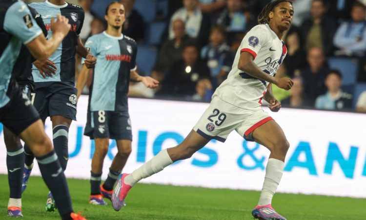 PSG sezono začel z visoko zmago