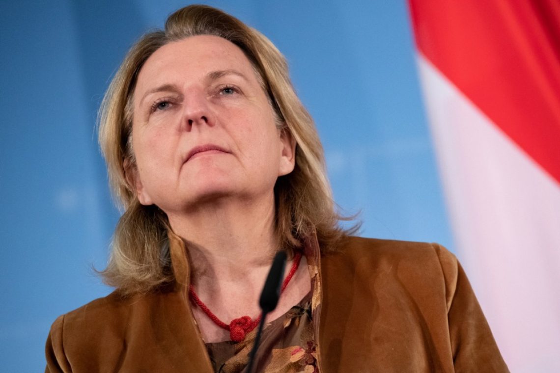 Nekdanja avstrijska ministrica v Rusiji postala ambasadorka za sibirske tigre