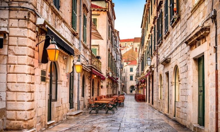 Dubrovnik pod vodo zaradi obilnih padavin