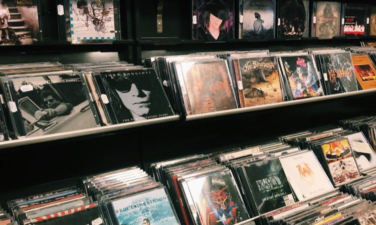 Skupina Queen bo na novo izdala obnovljen prvi album