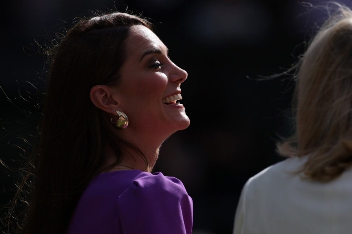 Princesa Kate po kemoterapiji znova opravlja javne dolžnosti