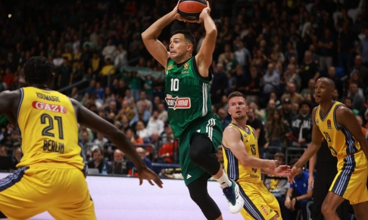 Branilec naslova Panathinaikos zmagovito odprl evroligo