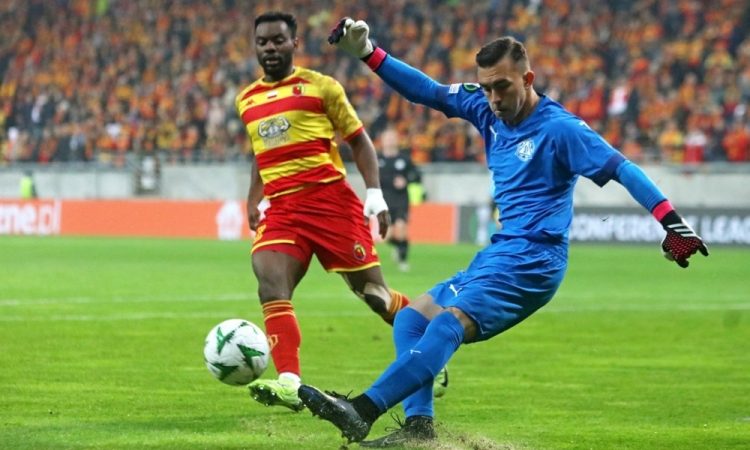 Stojinović po dveh krogih stoodstoten z Jagiellonio
