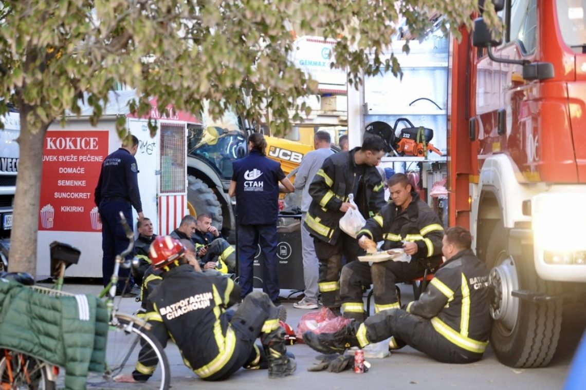 V Srbiji žalovanje po nesreči na železniški postaji v Novem Sadu