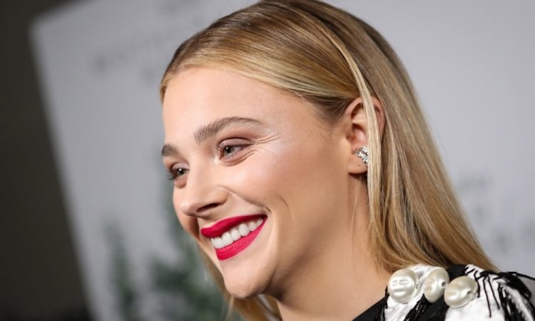 Chloë Grace Moretz iskreno o svoji spolni usmerjenosti pred predsedniškimi volitvami