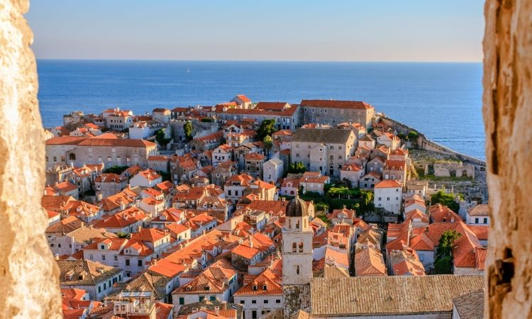 Dubrovnik tudi oktobra najbolj obiskano mesto na Hrvaškem