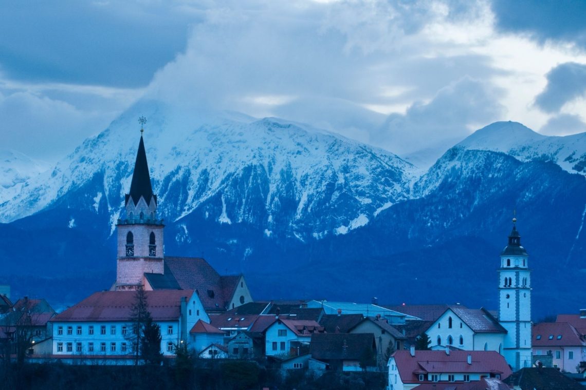 V Kranju na občinski praznik tradicionalni prižig prazničnih luči