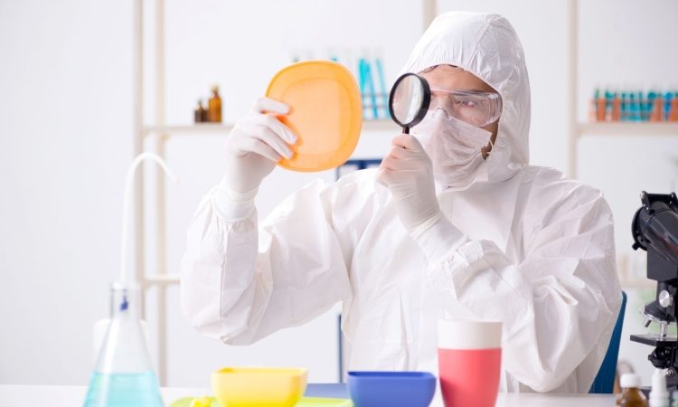 Kemikalije iz vsakdanjih predmetov in njihov vpliv na hormone ter plodnost