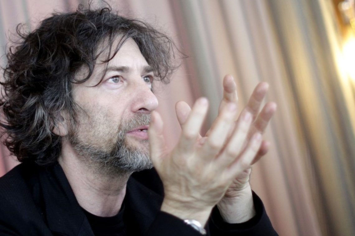 Neil Gaiman pod drobnogledom obtožb spolnega nadlegovanja
