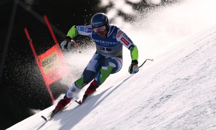 Hrobat boj za medaljo končal pred ciljem z odstopom