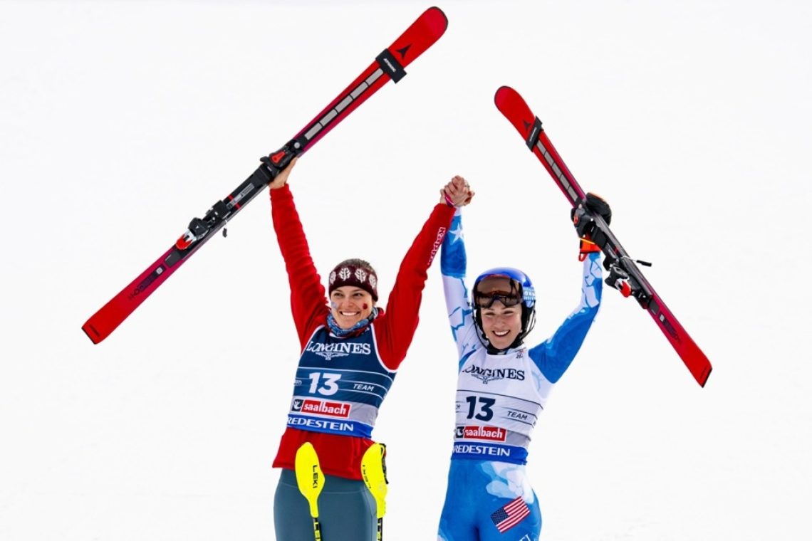 Johnson in Shiffrin zlati v ekipni kombinaciji, deveto mesto za Štuhec in Slokar