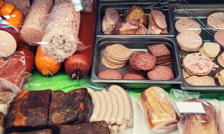 Močno predelana hrana povečuje tveganje za prezgodnjo smrt