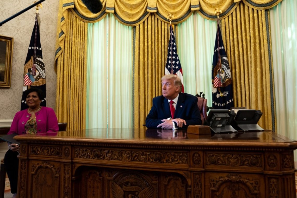 Trumpu bo pri pomilostitvah svetovala bivša obsojenka
