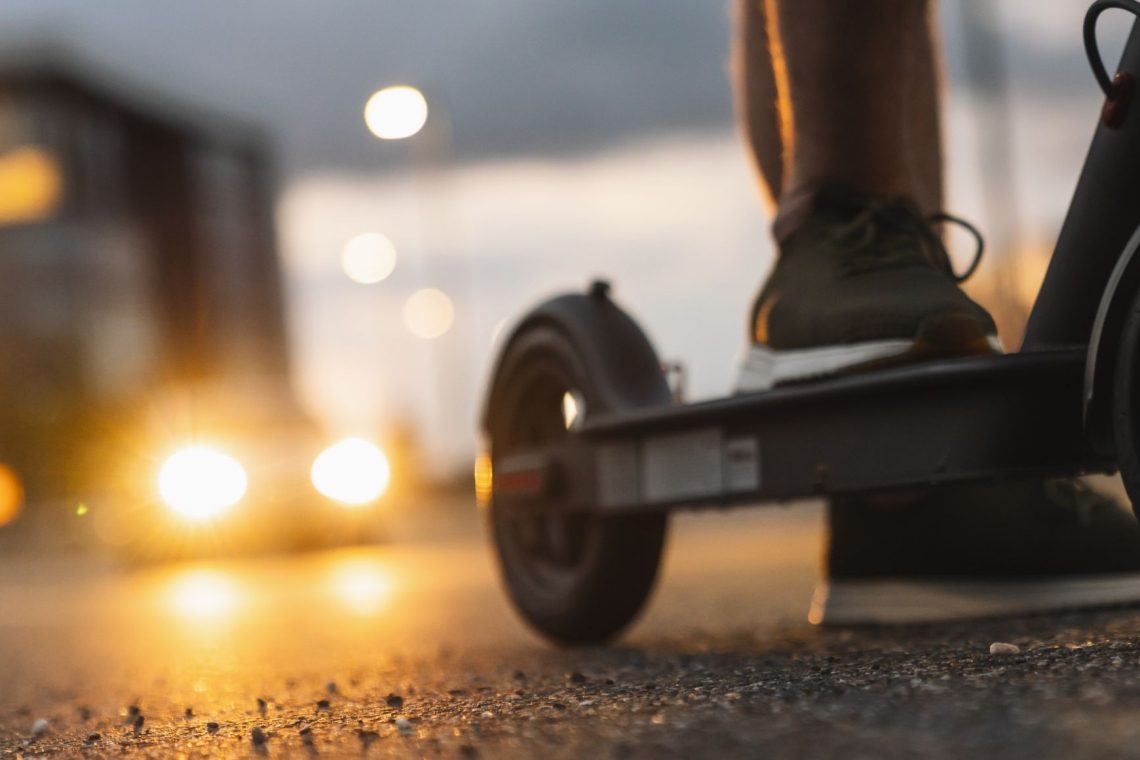 V Novi Gorici voznica trčila v otroka na električnem skiroju