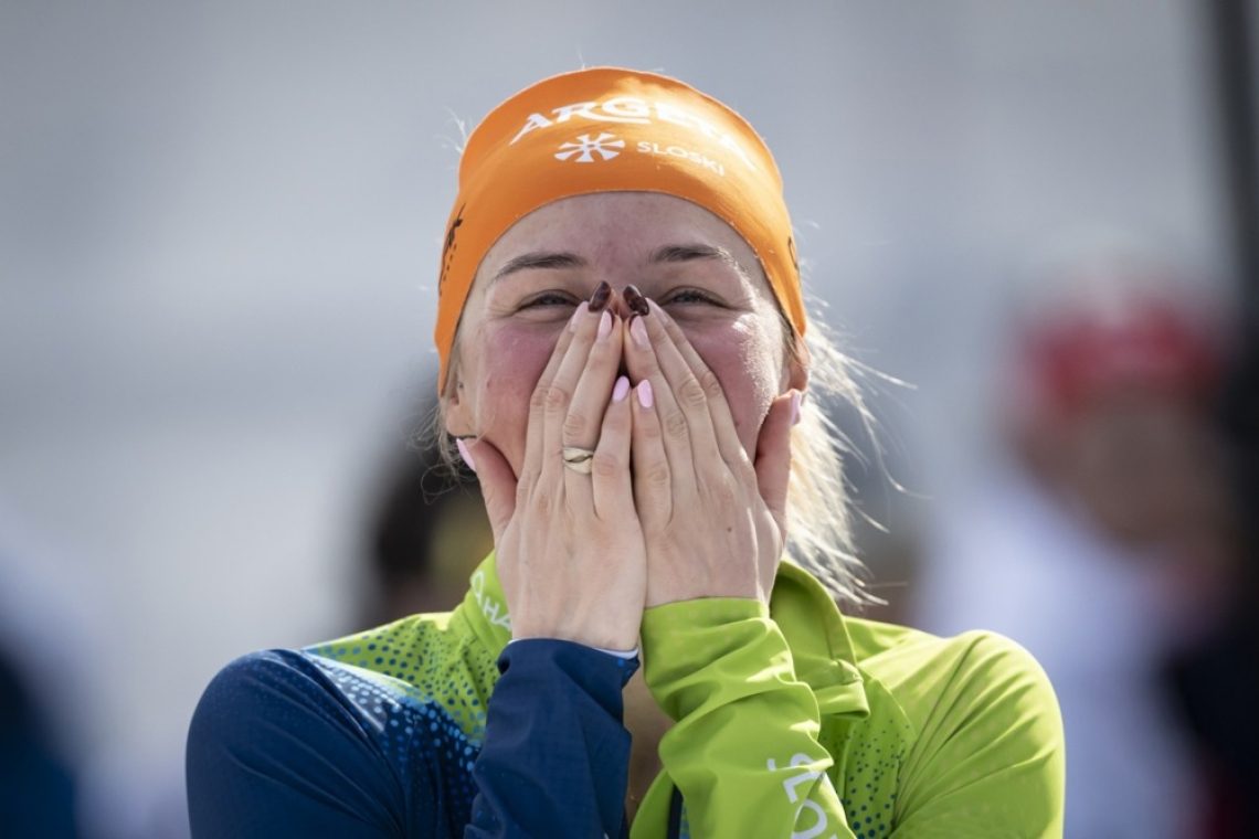 Anamariji Lampič tretje mesto na Pokljuki, zmaga Jeanmonnot