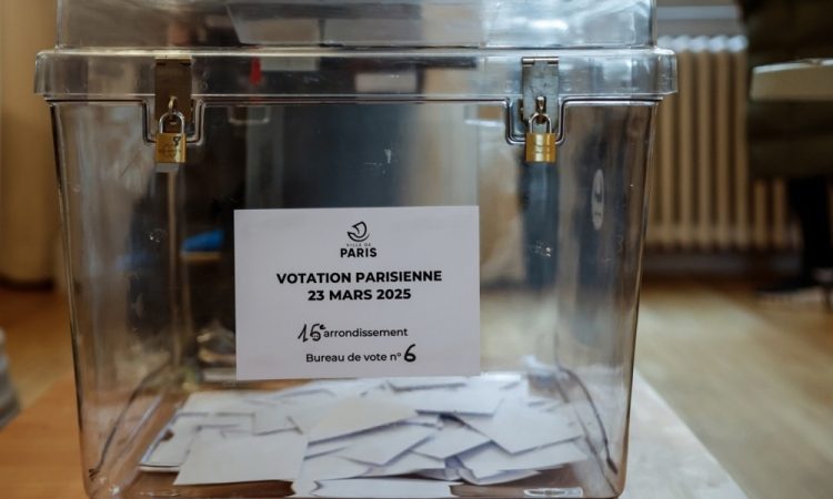 Parižani na referendumu podprli ozelenitev mestnih ulic